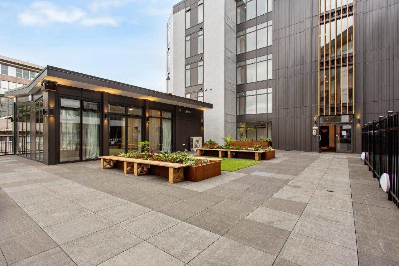 Ramada By Wyndham Newmarket Auckland Exteriör bild