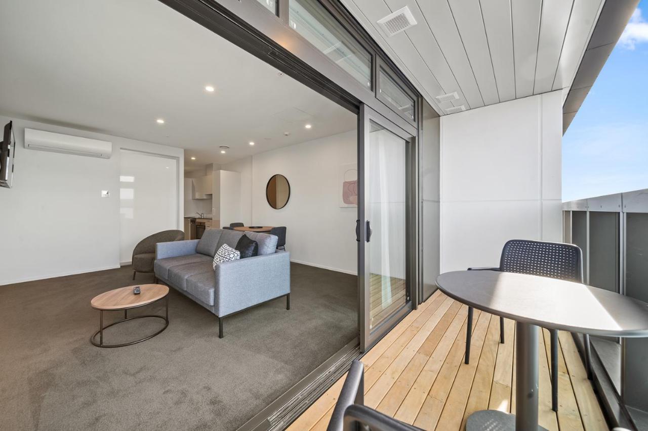 Ramada By Wyndham Newmarket Auckland Exteriör bild