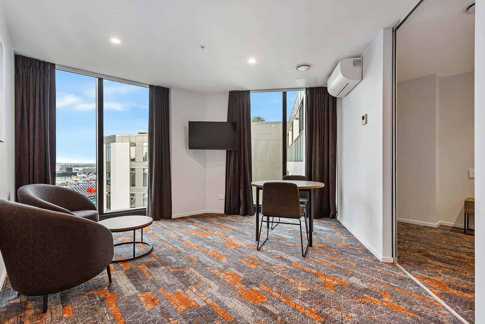Ramada By Wyndham Newmarket Auckland Exteriör bild