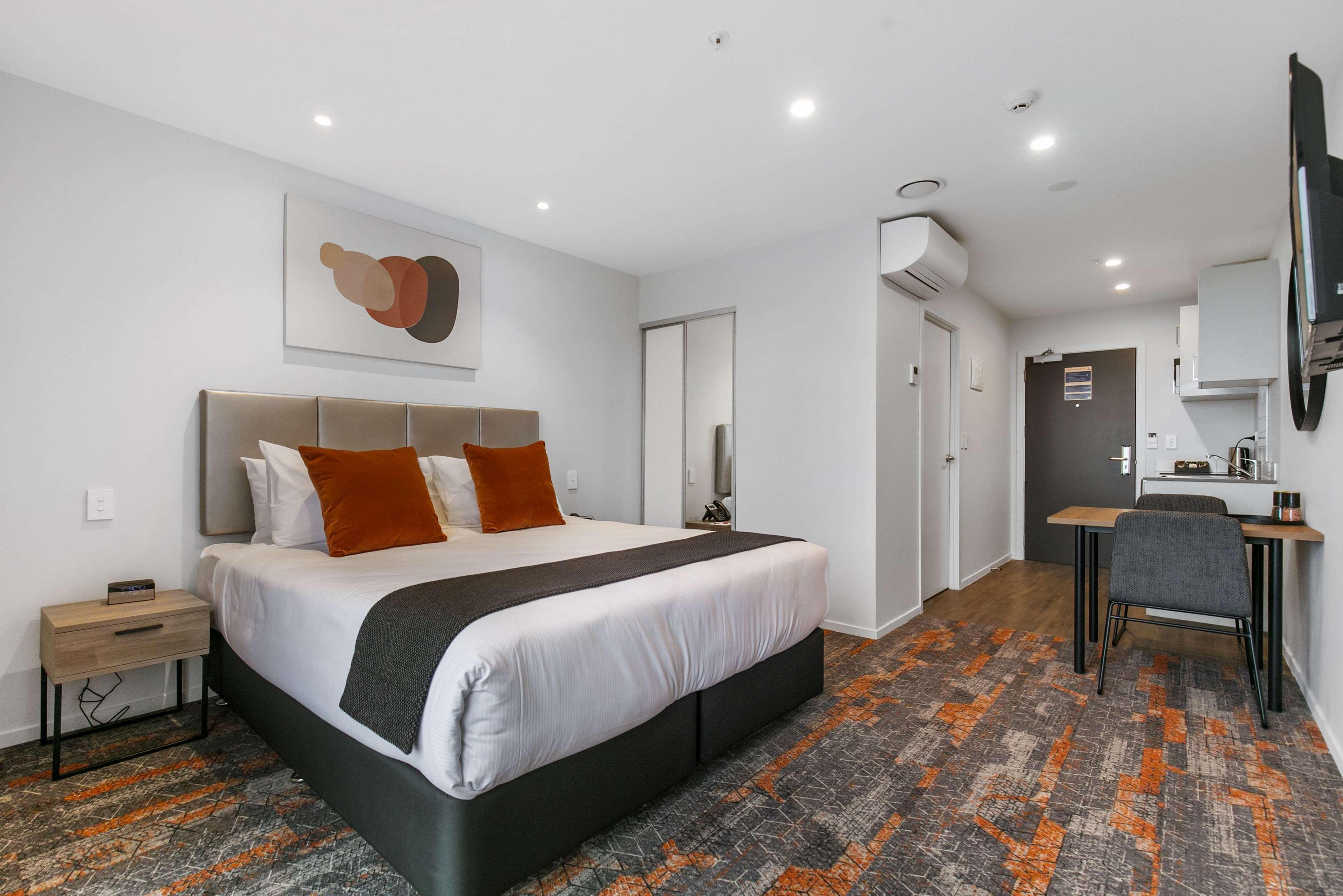 Ramada By Wyndham Newmarket Auckland Exteriör bild