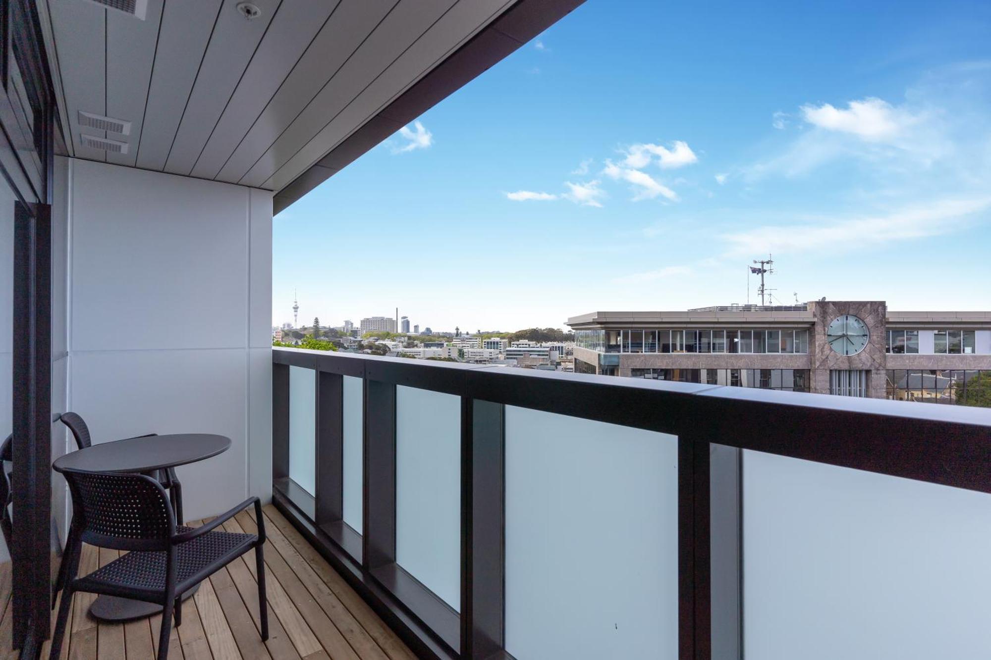 Ramada By Wyndham Newmarket Auckland Rum bild